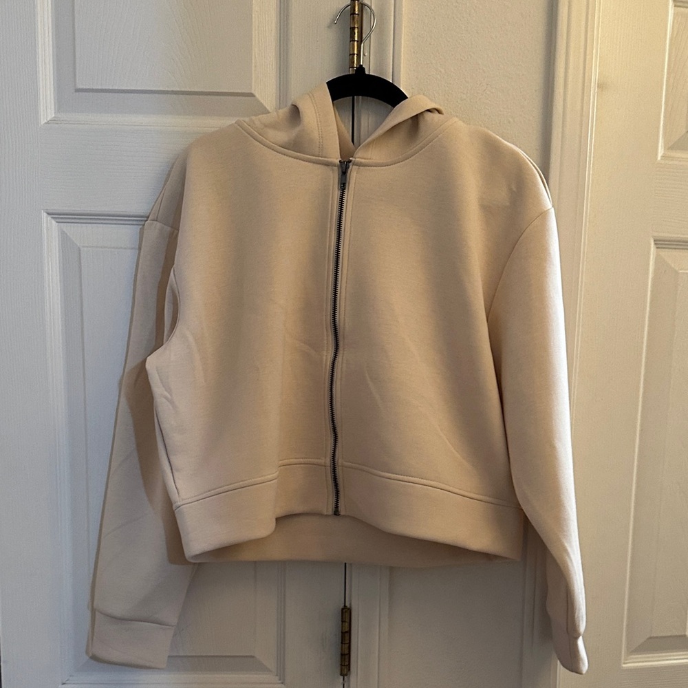 A New Day Cream Zip-Up Cropped Hoodie Size Small NWT